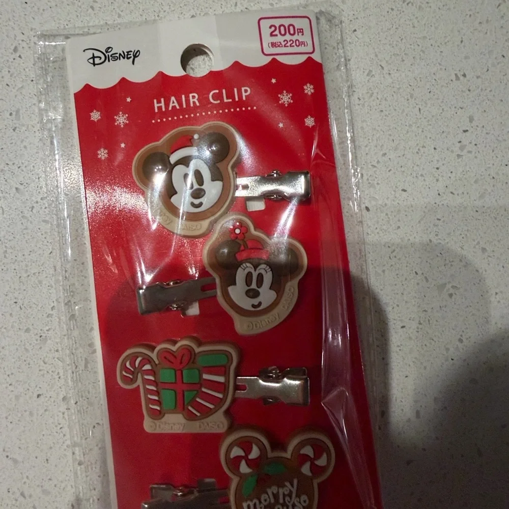 Daiso Disney Christmas mickey and Minnie gingerbread Hair Clip Set